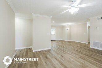 8203 Ireland Dr in Jacksonville, FL - Building Photo - Building Photo