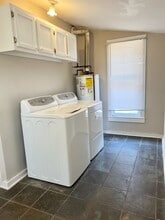 2380 Forrest Ave in Memphis, TN - Foto de edificio - Building Photo