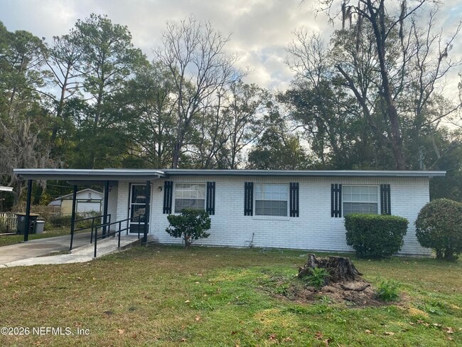 815 La Marche Dr in Jacksonville, FL - Foto de edificio - Building Photo