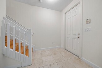 770 Millbrae Ct in West Palm Beach, FL - Building Photo - Building Photo
