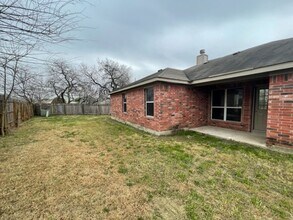 7402 Baja Point in San Antonio, TX - Building Photo - Building Photo