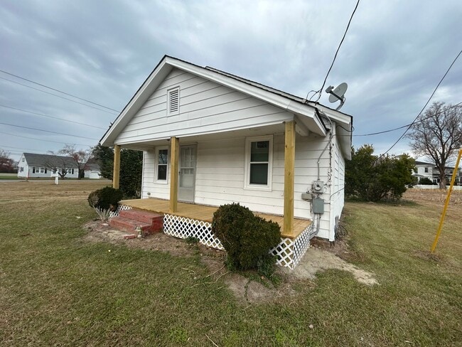 property at 1180 E Ridge Rd