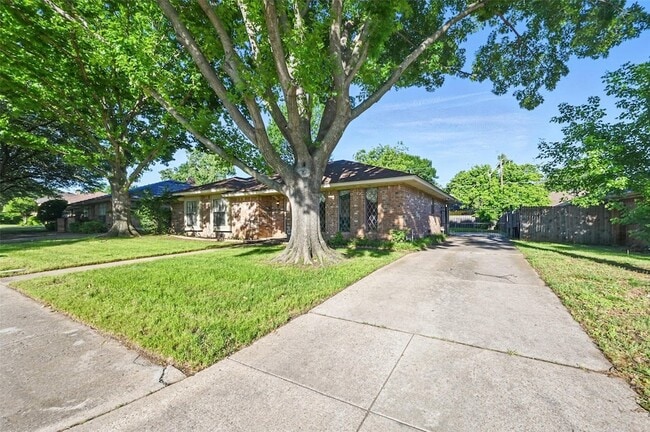 2722 Margaret Dr, Unit 11-1118 in Arlington, TX - Building Photo - Building Photo