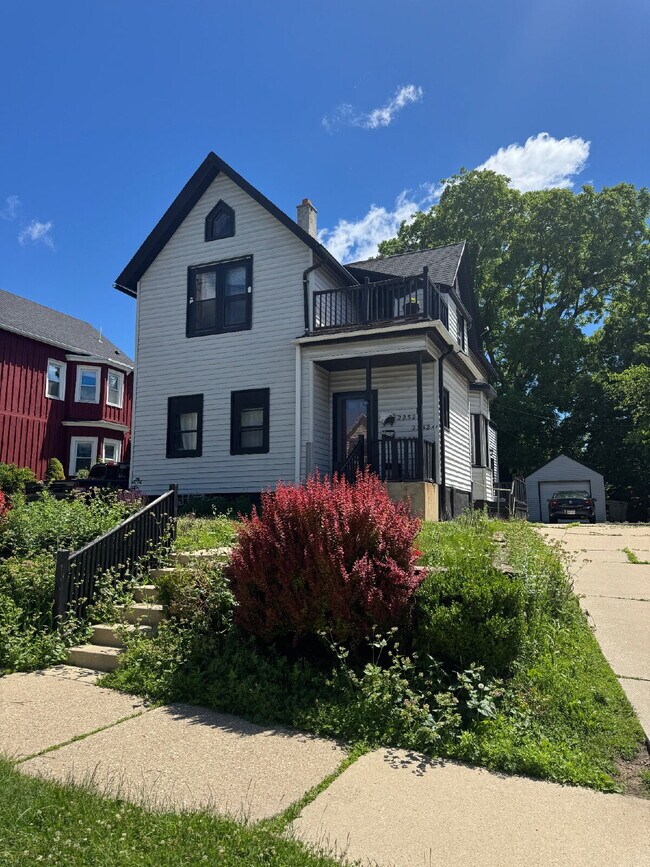 property at 2252 S Winchester St