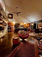 2600 Forest Park Dr in Los Angeles, CA - Foto de edificio - Building Photo