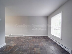 325 S Gardner Ave in Charlotte, NC - Building Photo - Building Photo