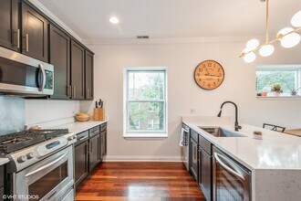 2634 W Logan Blvd in Chicago, IL - Building Photo - Building Photo