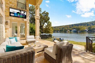 3113 Ski Shores Terrace in Austin, TX - Building Photo - Building Photo