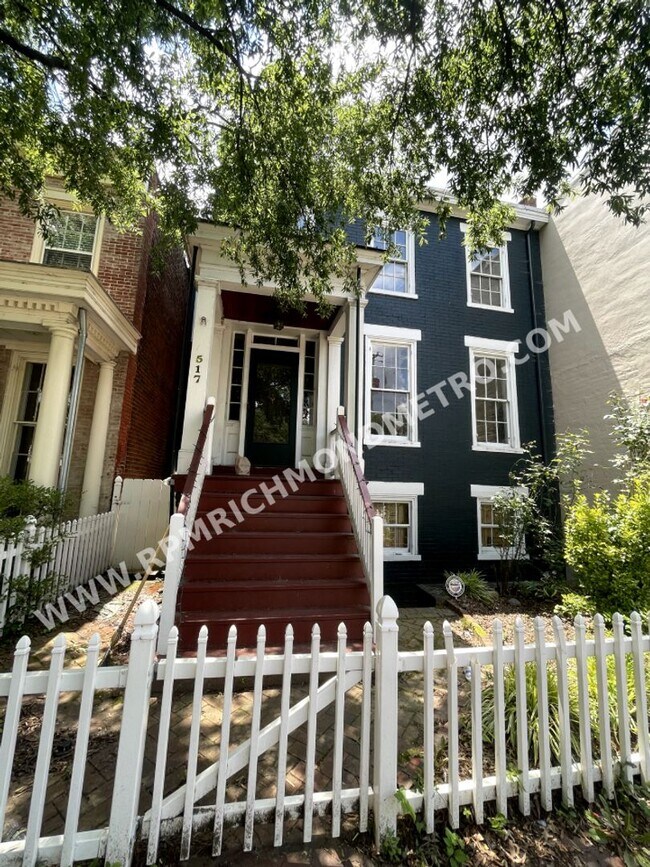 property at 517 W Clay St