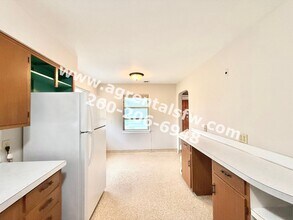 14901 Illinois Rd in Fort Wayne, IN - Building Photo - Building Photo