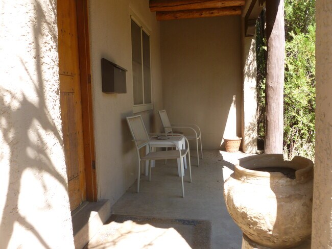 1949 Tijeras Rd in Santa Fe, NM - Building Photo - Building Photo