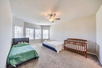 2107 Cherryvale Dr in Tomball, TX - Building Photo - Building Photo