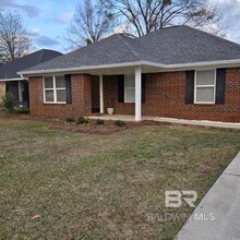24296 Gemstone Dr in Loxley, AL - Building Photo - Building Photo