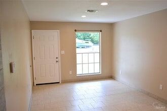 7145 Pearson Rd in Pensacola, FL - Building Photo - Building Photo