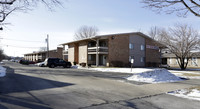 5506 N 76th St in Milwaukee, WI - Foto de edificio - Building Photo