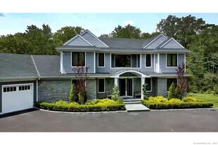 9 Grey Fox Lane in Weston, CT - Building Photo