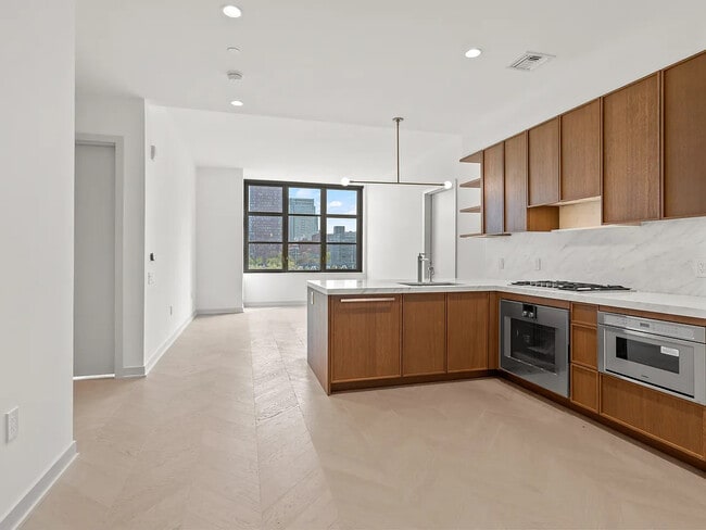 property at 115 York St