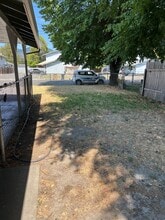 511-513 SE L St in Grants Pass, OR - Building Photo - Building Photo