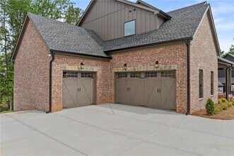 6120 Hutchins Dr in Buford, GA - Building Photo - Building Photo