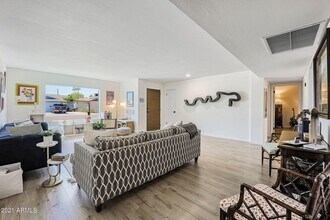 8133 N 16th Dr in Phoenix, AZ - Building Photo - Building Photo