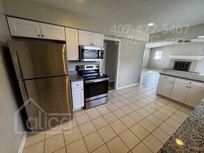 2886 River Oak Dr in Orange Park, FL - Building Photo - Building Photo