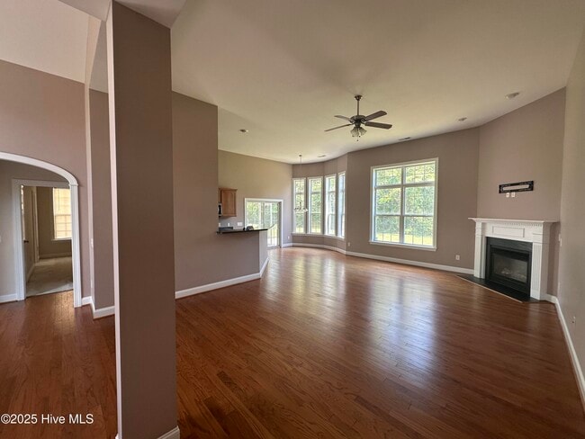 4911 Alamance Dr in Southport, NC - Building Photo - Building Photo