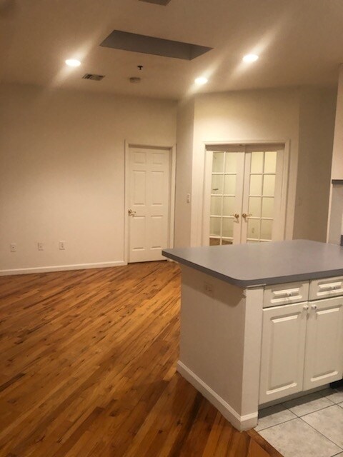 315 11th St-Unit -3 in Hoboken, NJ - Building Photo - Building Photo