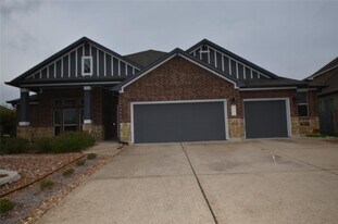 20400 Horned Owl Trail in Pflugerville, TX - Building Photo