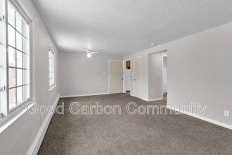 303 Beattie Ave in Lockport, NY - Building Photo - Building Photo