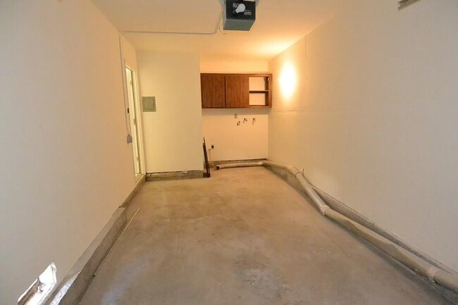 4831 King Cir in Huntington Beach, CA - Building Photo - Building Photo