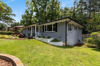 553 Collingwood Dr in Decatur, GA - Building Photo - Building Photo