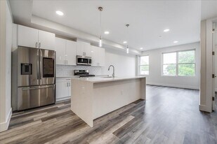 3443 John F. Kennedy Blvd in Jersey City, NJ - Building Photo