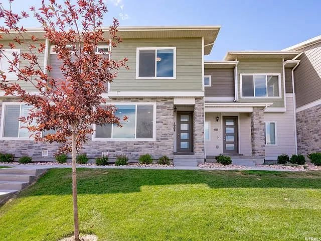 property at 988 Sapphire Peak Dr