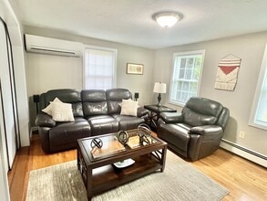 101 Hilltop Dr in Southbridge, MA - Building Photo - Building Photo