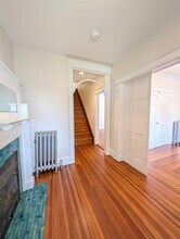 179 College Ave, Unit 1 in Somerville, MA - Building Photo - Building Photo