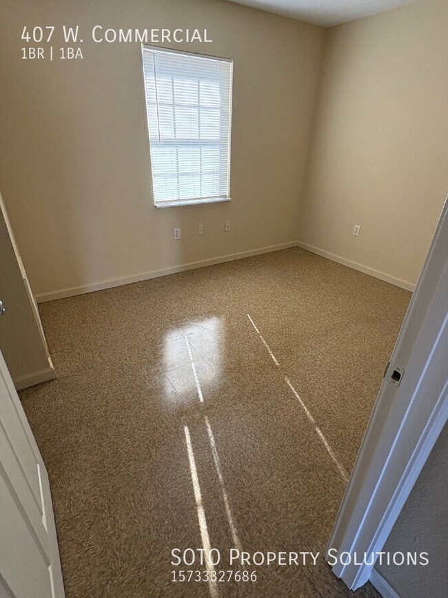 407 W Commercial St in Charleston, MO - Building Photo - Building Photo