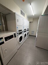 1200 Massachusetts Ave, Unit 320 in Cambridge, MA - Foto de edificio - Building Photo