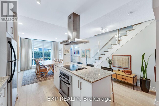 116 George St