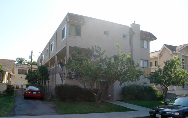 424 Palm Dr in Glendale, CA - Building Photo - Building Photo