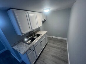 1707 Reynolds Rd-Unit -#08-MH in Lakeland, FL - Building Photo - Building Photo