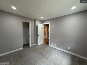 109 Scarlett Dr in Jonesboro, GA - Building Photo - Building Photo