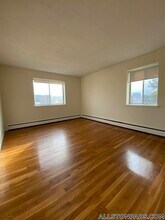 75 Gardner St, Unit 34 in Boston, MA - Building Photo - Building Photo