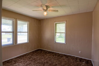 1310 W 10th St in Coffeyville, KS - Building Photo - Building Photo