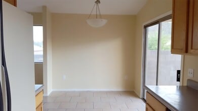 5040 S Maple Ct in Tucson, AZ - Building Photo - Building Photo