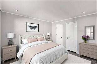 660 Ascot Cir in Almont, MI - Building Photo