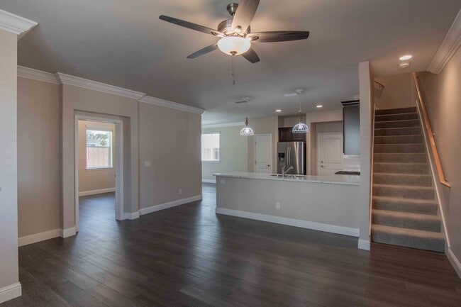 866 Congaree Ln in Redding, CA - Building Photo - Building Photo