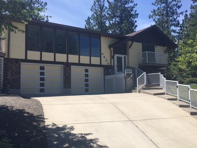 property at 6622 E 15th Ave