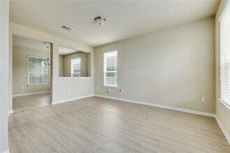 1800 Arborside Dr in Austin, TX - Building Photo - Building Photo
