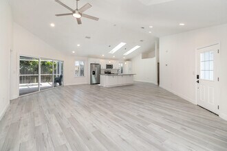 180 Waters Edge Ln in Indialantic, FL - Building Photo - Building Photo