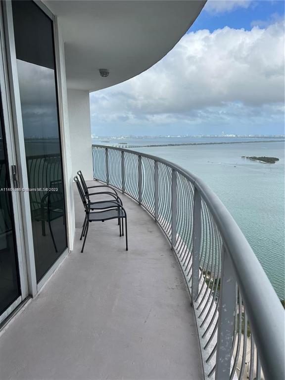 1750 N Bayshore Dr, Unit 3602 in Miami, FL - Building Photo - Building Photo